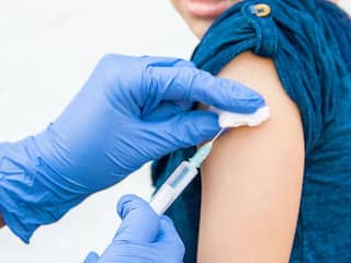 Measles Vaccine: மழை வெள்ள பாதிப்பு: 15 வயதுக்குட்பட்டவர்களுக்கு தட்டம்மை தடுப்பூசி.. பொது சுகாதாரத்துறை அறிவிப்பு..