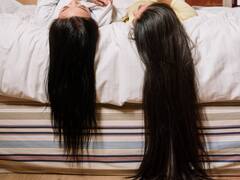 Onion juice benefits : कांद्याच्या रसाने असे खुलवा केसांचे सौंदर्य!