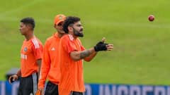 IND vs SA 1st Test: প্রথম টেস্টেই বিশ্বরেকর্ড গড়ার হাতছানি কোহলির সামনে, বিশেষ তালিকায় নাম লেখাতে পারেন অশ্বিনও