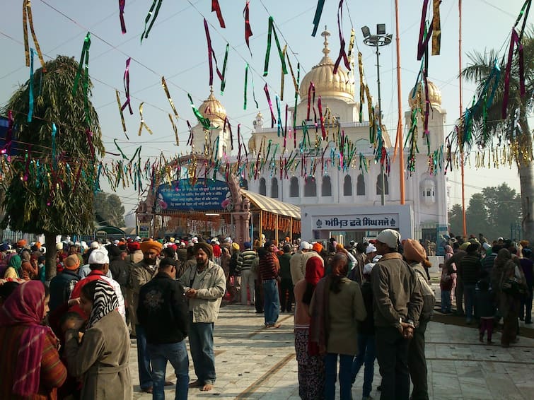 Gurdwara Shri Fatehgarh Sahib Shaheedi Jor Mela start today Shaheedi Sabha: ਸ਼ਹੀਦੀ ਦਿਹਾੜੇ ਅੱਜ ਤੋਂ ਹੋਏ ਸ਼ੁਰੂ, ਸ਼ਹੀਦੀ ਸਭਾ ਦਾ ਅੱਜ ਪਹਿਲਾ ਦਿਨ, ਵੱਡੀ ਗਿਣਤੀ 'ਚ ਪਹੁੰਚ ਰਹੀਆਂ ਸੰਗਤਾਂ 