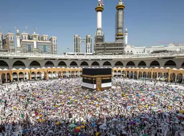 ਸਾਲ 2022 ਵਿੱਚ, Nusuk Hajj ਐਪ ਨੂੰ ਸਾਊਦੀ ਅਰਬ ਦੇ ਉਮਰਾਹ ਮੰਤਰਾਲੇ ਦੁਆਰਾ ਲਾਂਚ ਕੀਤਾ ਗਿਆ ਸੀ। ਇਸ ਦਾ ਮਕਸਦ ਹੱਜ ਯਾਤਰੀਆਂ ਦੀ ਯਾਤਰਾ ਨੂੰ ਆਸਾਨ ਬਣਾਉਣਾ ਸੀ।