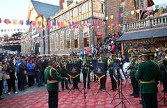 Shimla Winter Carnival: जानें क्यों पहाड़ों की रानी शिमला में लगा सैलानियों का तांता?