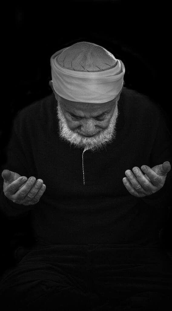 इस देश में कोई हिन्दू नहीं सब मुसलमान रहते हैं