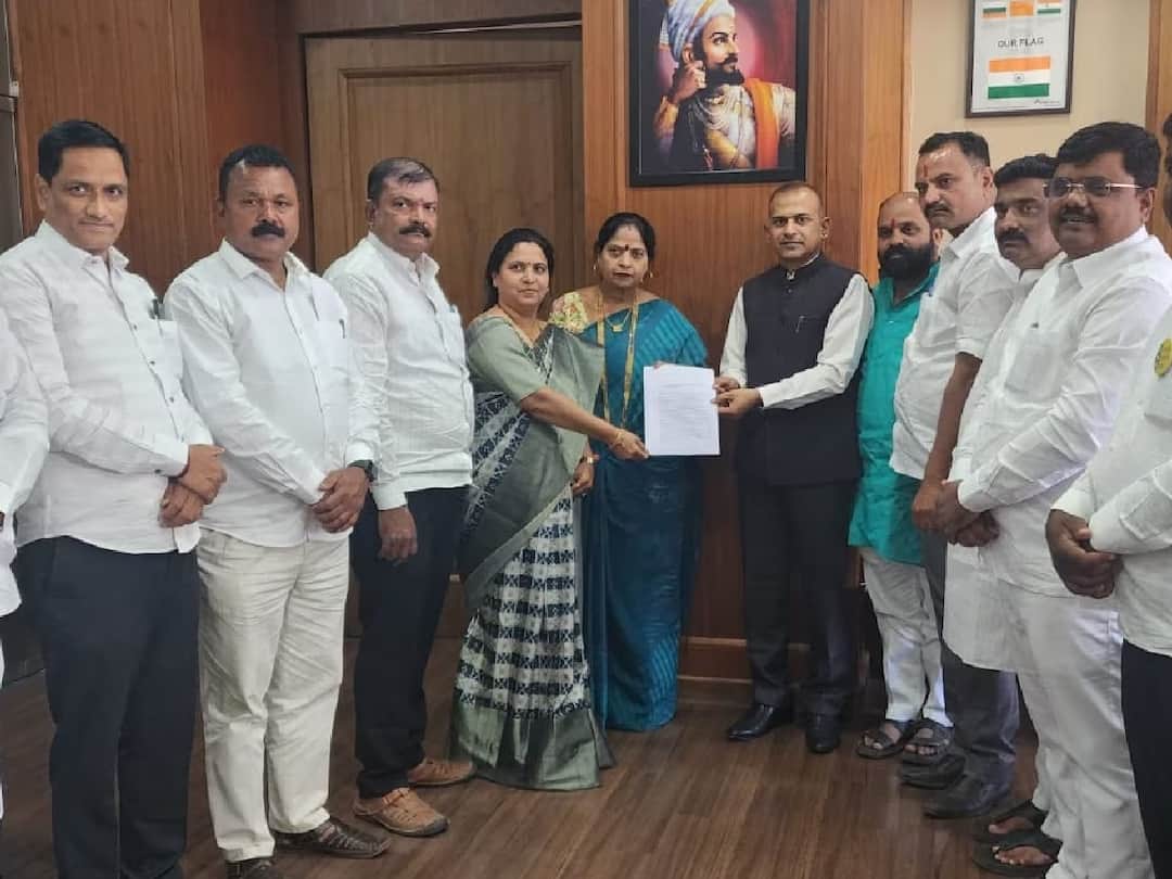 ncp Ajit pawar bjp and shinde group dispute against ajit pawar group in pune mahayuti पुण्यात सत्ताधाऱ्यांमध्येच महासंग्राम, भाजप-शिंदे गटाची अजित पवारांविरोधात तक्रार