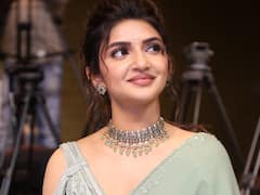 Sreeleela Photos : ఈగల్ x ధమాకా ఈవెంట్​లో శ్రీలీల.. చీరకట్టులో క్యూట్​గా పోనిటైల్​ వేసుకున్న బ్యూటీ