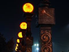 Ram Mandir Inauguration: अयोध्या में अब रात को भी उगेगा 'सूरज', सड़क किनारे ये सजावट देख दंग रह जाएंगे आप, देखें तस्वीरें