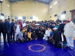 Rahul Gandhi Photos : ராகுல் காந்தியை புரட்டி போட்ட மல்யுத்த வீரர் பஜ்ரங் பூனியா!