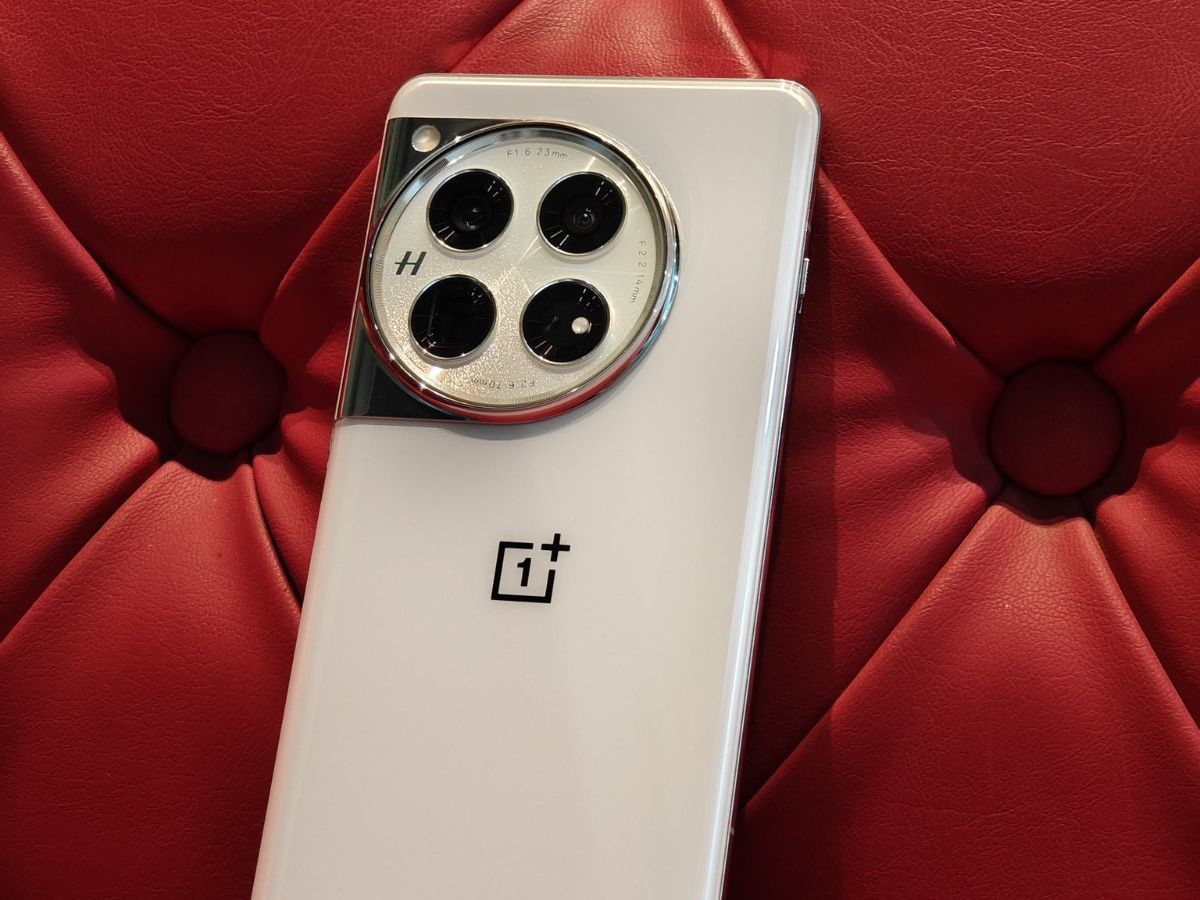OnePlus 12 Series: ভারতে কত দাম হতে পারে ওয়ানপ্লাস ১২ এবং ওয়ানপ্লাস ১২আর ফোনের?