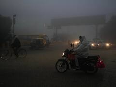 यूपी में छाया घना कोहरा, मौसम विभाग ने जारी किया बारिश का अलर्ट, जानें- आज का मौसम