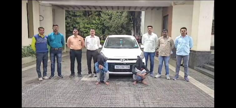 Ahmednagar Crime lift to strangers at night and robbed the car driver hit head with hammer maharashtra news Ahmednagar : रात्रीच्या वेळी अनोळखी लोकांना लिफ्ट दिली आणि त्यांनी कार चालकाला लुटलं; डोक्यात हातोडा मारून गाडी, मोबाईल, कॅश घेऊन पोबारा