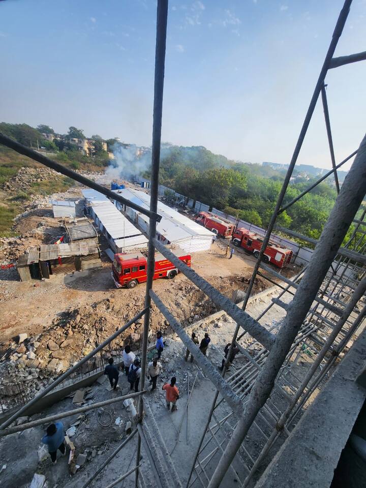 जवळपास 10 सिलेंडरचा स्फोट झाला होता. आग सध्या नियंत्रणात आली असून कुलिंगचं काम सुरु आहे.