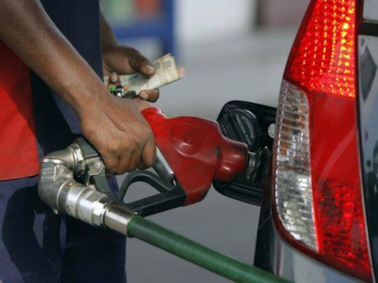 petrol and diesel price chennai on december 27th 2023 know full details Petrol Diesel Price Today: வருடத்தின் கடைசி புதன்கிழமை.. மாறியதா பெட்ரோல், டீசல் விலை..? இன்றைய நிலவரம்..!