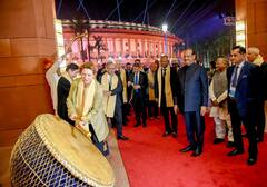 Year Ender 2023: पुरानी से नई संसद का सफर... तस्वीरों में देखें कैसे लिखा गया लोकतंत्र का दूसरा अध्याय