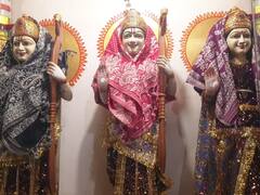 IN Pics: भोलेनाथ को नहीं लगती सर्दी! मंदिर में सभी देवी-देवताओं को पहनाएं गए गर्म कपड़े