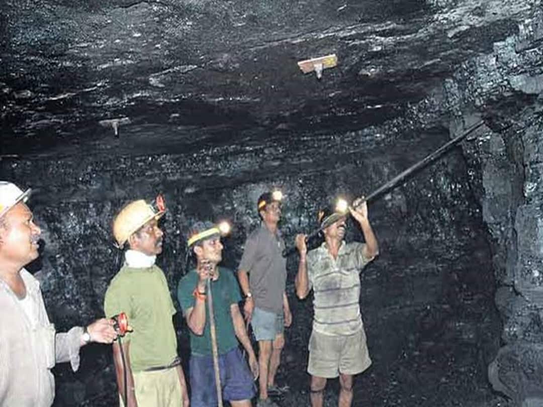 Singareni elections completed AITUC Vs TBGKS Results may release today by night Singareni Elections: ముగిసిన సింగరేణి ఎన్నికలు - రాత్రి కల్లా ఫలితాలు, ఉత్కంఠ