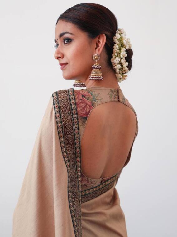 தினமும் ட்ரெண்டியா தெரியனுமா..? அப்போ கீர்த்தி சுரேஷின் இந்த ஹேர்ஸ்டைல்களை அணியுங்கள்..!