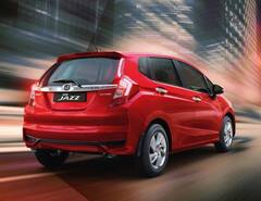 Cars Discontinued in 2023: इस साल इन 8 कारों ने ली भारतीय बाजार से विदाई, आपको कौन सी थी पसंद?