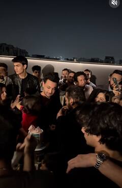 Salman Khan Birthday: सलमान खान ने फैमिली और फ्रेंड्स की मौजूदगी में भांजी आयत संग काटा केक, एक्टर के बर्थडे बैश की Inside तस्वीरें आई सामने