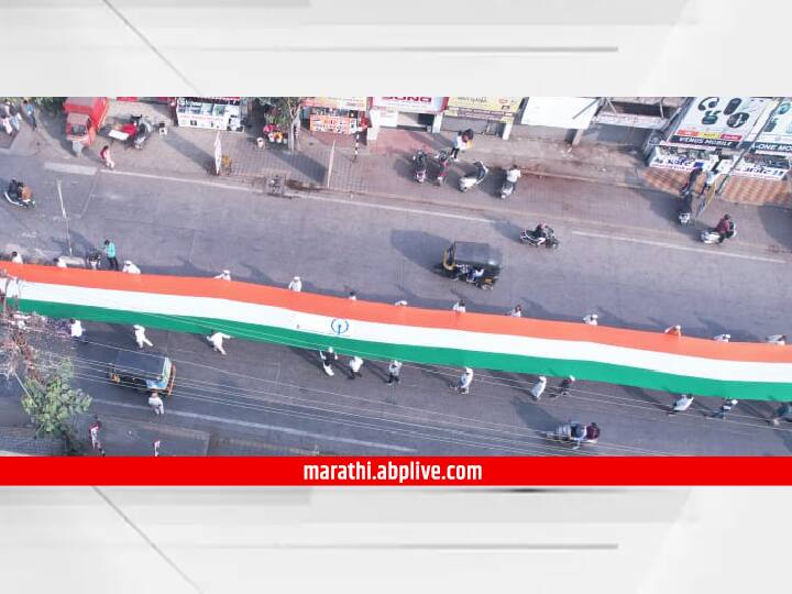 Congress Foundation Day celebration Nashik Congress party flag hoisting Maharashtra Marathi News Nashik Congress News : मर्दानी खेळ, लेझीम, ढोल पथकांच्या धुमधडाक्यात नाशिकमध्ये काँग्रेसची मिरवणूक; 138 फुटांच्या ध्वजाची होतेय सर्वत्र चर्चा 