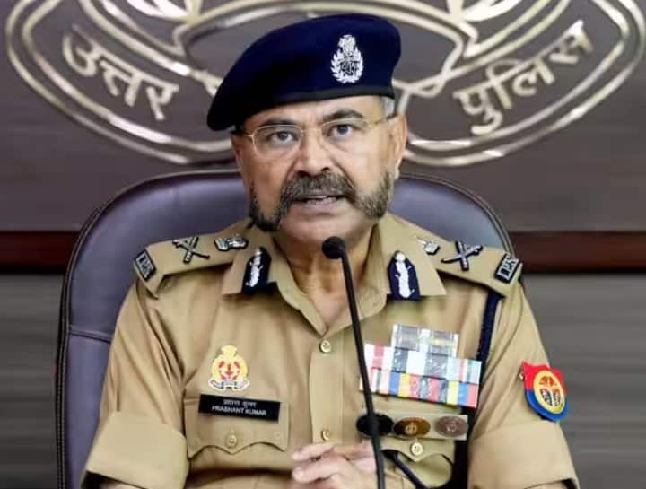 UP Police DGP Prashant Kumar appointed as new DG of UP Police will take charge from January 1 ann UP New DGP: यूपी पुलिस के नए DG बनाए गए प्रशांत कुमार, 1 जनवरी से संभालेंगे पद