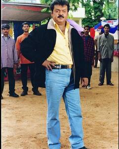 Vijayakanth Net Worth: 150 से ज्यादा फिल्मों में किया काम, आलीशान घर से लेकर लग्जरी कार कलेक्शन तक, इतने करोड़ की संपत्ति पर राज करते थे विजयकांत