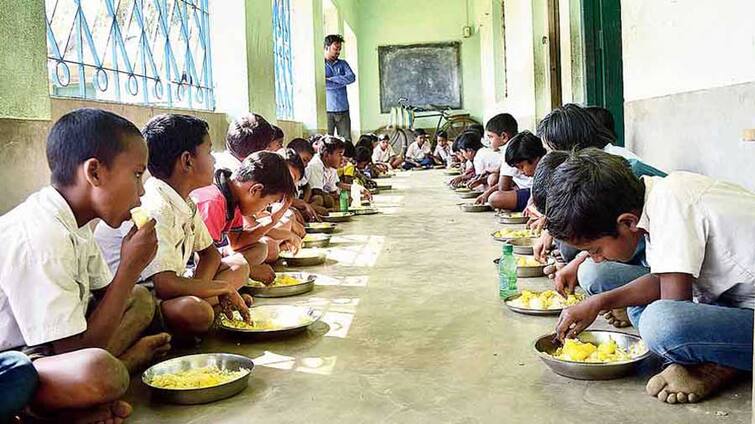 Mid day Meal Menu Fruit Entry in Punjab School Mid day Meal 'ਚ ਹੁਣ ਫਲਾਂ ਦੀ ਐਂਟਰੀ, ਸਕੂਲ 'ਚ ਬੱਚਿਆਂ ਨੂੰ ਦਿੱਤੇ ਜਾਣਗੇ ਫਰੂਟ, ਕੇਂਦਰ ਸਰਕਾਰ ਨੇ ਹੁਕਮ ਕੀਤੇ ਜਾਰੀ 