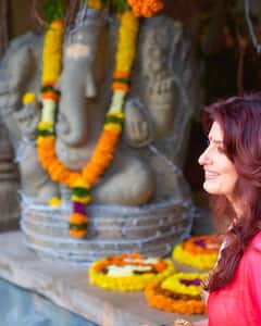 Birthday Special: मुंबई में अपने पति अक्षय कुमार के साथ इस आलीशान बंगले में रहती हैं ट्विंकल खन्ना, तस्वीरें देख फटी रह जाएंगी आंखें