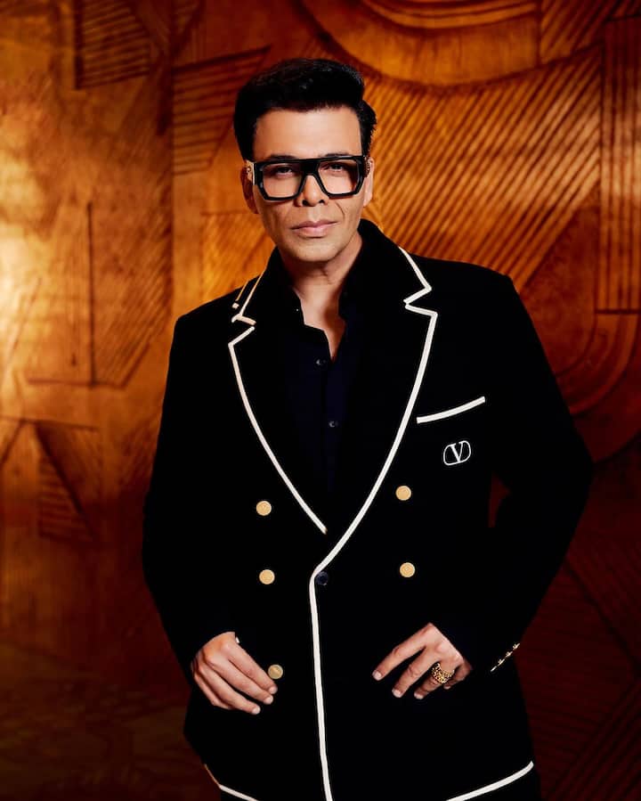 फिल्म प्रोड्यूसर करण जौहर कई बार सोशल मीडिया पर मौजूद ट्रोल्स के निशाने पर आते रहते हैं. हाल ही में एक ऐसे ही ट्रोल ने करण जौहर के मैरिटल स्टेटस को लेकर उनकी खिंचाई करने की कोशिश की. लेकिन करण जौहर ने इसे लेकर ट्रोल को करारा जवाब दिया है.