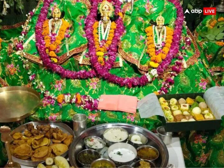 रामलला को सुबह से शाम तक तीन बार भोग लगाया जाता है. सुबह बाल भोग, दोपहर राजभोग, तो शाम संध्या भोग लगाया जाता है. चूंकी यहां राम लला बालक स्वरूप में विराजमना हैं इसलिए मानव की तरह ही उनकी देखभाल की जाती है, मौसम के अनुसार उनका भोग तय किया जाता है.