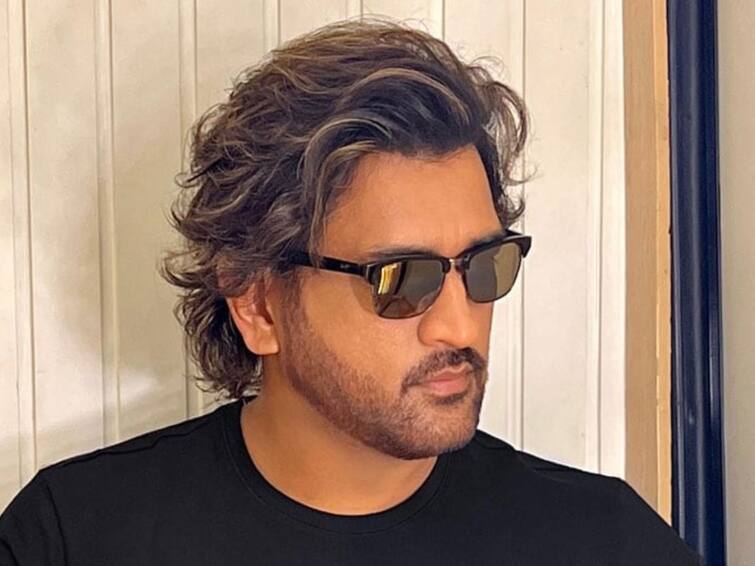 MS Dhoni Reveals Biggest Challenge he Faces Maintaining Long Hair MS Dhoni: అభిమానుల కోసమే ఇలా! ధోనీ జవాబుకు ఫ్యాన్స్‌ ఫిదా