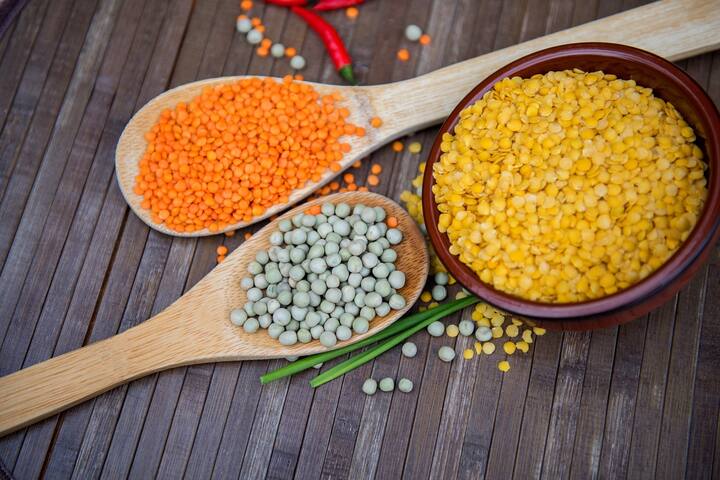 जर तुम्हाला थंडीच्या दिवसात स्वत:ला तंदुरुस्त, निरोगी ठेवायचे असेल आणि आजारांपासून वाचवायचे असेल, तर हिवाळ्यासाठी या उत्तम कडधान्यांचा तुम्ही तुमच्या आहारात समावेश करू शकता. (Photo Credit : Pixabay)