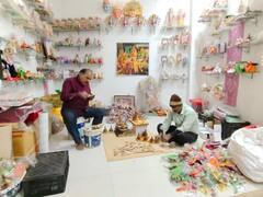 In Pics: राम मंदिर निर्माण से बनारस की प्राचीन काष्ठ कला को मिली नई गति, महिलाओं को भी मिला रोजगार