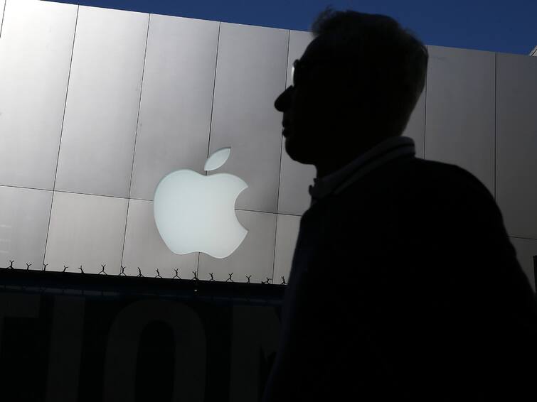 Apple Reaches Settlement In Lawsuit Over Scammers Exploiting Gift Cards Apple Reaches Settlement In Lawsuit Over Scammers Exploiting Gift Cards