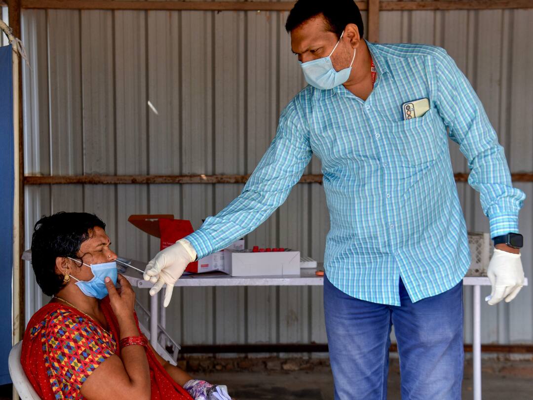 Covid 19: India Logs 702 Cases, 6 Deaths In Last 24 Hours, Active Tally At 4,097 Covid 19 Omicron sub variant JN.1 sub-variant India Logs 692 Cases 6 Deaths Active Case Tally 4097 Covid 19: India Logs 702 Cases, 6 Deaths In Last 24 Hours, Active Tally At 4,097