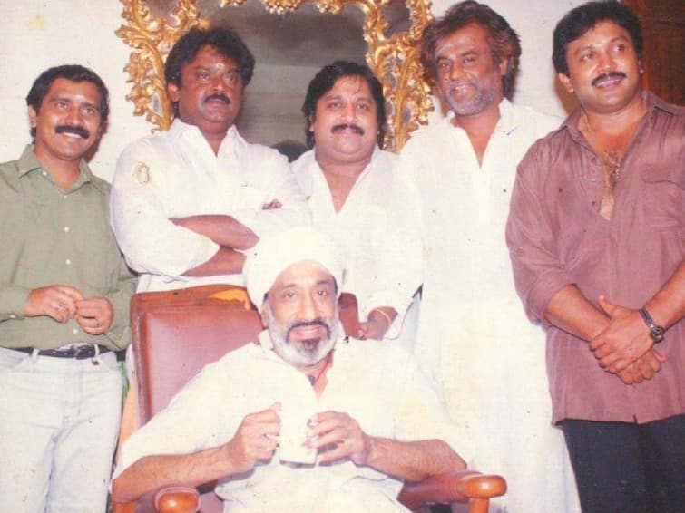 Vijayakanth Death Actor prabhu paid his homage with family to dmdk leader vijayakant Vijayakanth Death: “என் அப்பாவுக்கு அவர் பிள்ளை; என் அண்ணன் விஜயகாந்த்” - கண்ணீர் மல்க குடும்பத்துடன் அஞ்சலி செலுத்திய பிரபு