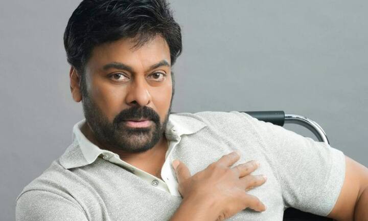 நமது ‘புரட்சிக் கலைஞர்’ ‘கேப்டன்’ விஜயகாந்த் இப்போது இல்லை என்பதை அறிந்து மனம் உடைந்தது. அவர் ஒரு அற்புதமான மனிதர், வெகுஜனங்களின் நாயகன், ஒரு புத்திசாலித்தனமான அரசியல்வாதி. அவர் நேராக தெலுங்கு படங்களில் நடித்ததில்லை என்றாலும், தெலுங்கு ரசிகர்களாலும் பெரிதும் விரும்பப்பட்டவர். அன்பான ‘கேப்டன்’ நம்மை விட்டு வெகு சீக்கிரத்தில் ஈடு செய்ய முடியாத வெற்றிடத்தை விட்டுச் சென்று விட்டார்! அவரது ஏராளமான ரசிகர்கள், குடும்பத்தினர் மற்றும் நலன் விரும்பிகளுக்கு எனது ஆழ்ந்த இரங்கலை தெரிவித்துக் கொள்கிறேன். அவரது ஆன்மா சாந்தியடையட்டும்.” - சிரஞ்சீவி
