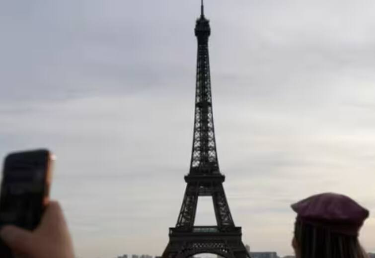 france peris eiffel tower closes as staff goes on strike know what is the reason Eiffel Tower: ਆਖ਼ਰ Eiffel Tower ਦੇ ਕਰਮਚਾਰੀ ਕਿਉਂ ਕਰ ਰਹੇ ਨੇ ਹੜਤਾਲ  ? 100 ਸਾਲ ਪੁਰਾਣੀ ਹੈ ਵਜ੍ਹਾ !