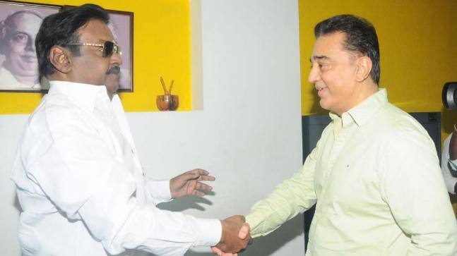 “எதற்கும் அஞ்சாத துணிச்சல் அவரது அடையாளமாக இருந்தது. சினிமா, அரசியல் தளங்களில் தடம் பதித்த புரட்சித் கலைஞர் நம் நினைவுகளில் நிலைத்திருப்பார்.”என தேமுதிக தலைவர் விஜயகாந்த் மறைவிற்கு கமலஹாசன் தனது இரங்கலை பதிவிட்டுள்ளார்.