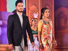 In Pics: उदयपुर में नॉर्थ ईस्ट राज्यों के कलाकारों का फैशन शो, तस्वीरों में देखें खूबसूरत कैटवॉक