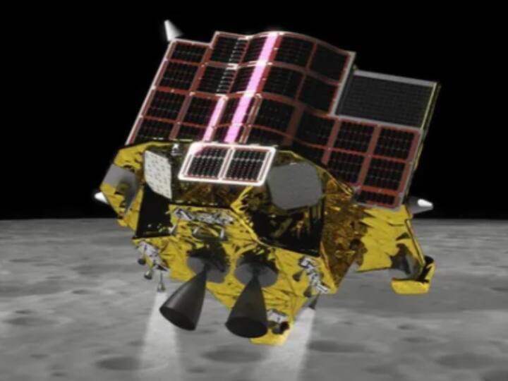 Japan Moon mission SLIM has reached lunar orbit Japan Space Agency said Japan SLIM: भारत के बाद जापान चांद के करीब, चंद्रमा की कक्षा में पहुंचा जापानी अंतरिक्ष यान, जानें कब करेगा लैंड