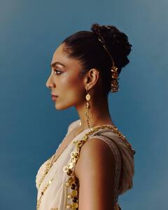 Shobitha Dhulipala : ఎల్లోరా శిల్పంలా మారి శోభితా ధూళిపాల.. లేటెస్ట్ ఫోటోషూట్​ ఇవే