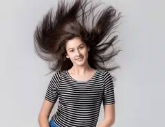 વાળની તમામ સમસ્યાઓનો છૂટકારો મેળવવા લગાવો ફક્ત આ એક વસ્તુ