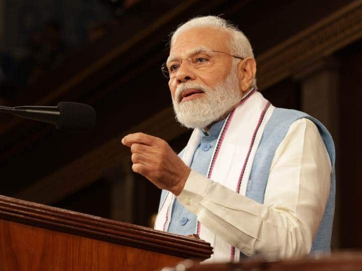 'लोगों को नहीं चाहिए मिली-जुली सरकार', पीएम मोदी का I.N.D.I.A गठबंधन पर वार, 2024 को लेकर किया ये दावा