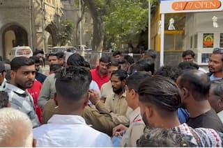 Pune Crime News : कारागृहातील कैद्याच्या खूनानंतर नातेवाईक आक्रमक; मृतदेह स्वीकारण्यास नकार, पोलिसांवर गुन्हा दाखल करण्याची मागणी
