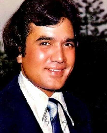 बता दें कि डिंपल कपाड़िया से शादी करने के बाद राजेश खन्ना दो बेटियों ट्विंकल और रिंकी खन्ना के पिता बने. दोनों ने ही एक्टिंग में कदम जरूर रखा, लेकिन पिता जैसा स्टारडम हासिल नहीं कर पाई.