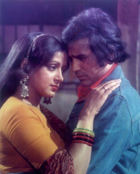 ਸਾਲ 1973 'ਚ ਰਾਜੇਸ਼ ਖੰਨਾ ਦਾ ਕਰੀਅਰ ਡੁੱਬਣਾ ਸ਼ੁਰੂ ਹੋ ਗਿਆ। ਉਨ੍ਹਾਂ ਦੀ ਇੱਕ ਫਿਲਮ 'ਦਿਲ ਦੌਲਤ ਦੁਨੀਆ' 1973 'ਚ ਆਈ, ਜੋ ਕਿ ਬੁਰੀ ਤਰ੍ਹਾਂ ਫਲੌਪ ਹੋਈ ਸੀ। ਇਹ ਫਿਲਮ ਹੀ ਰਾਜੇਸ਼ ਖੰਨਾ ਲਈ ਉਨ੍ਹਾਂ ਦੀ ਬਰਬਾਦੀ ਲੈਕੇ ਆਈ ਸੀ।