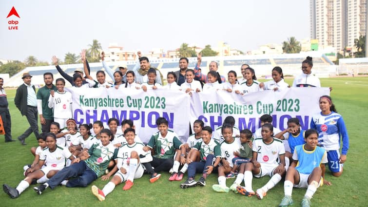 Kanyashri Cup 2023: Sreebhumi Sporting Club becomes champion defeating East Bengal in last match at Kishore Bharati Stadium Kanyashri Cup 2023: ১০ জনের দল নিয়েও ইস্টবেঙ্গলকে হারিয়ে কন্যাশ্রী কাপে চ্যাম্পিয়ন শ্রীভূমি