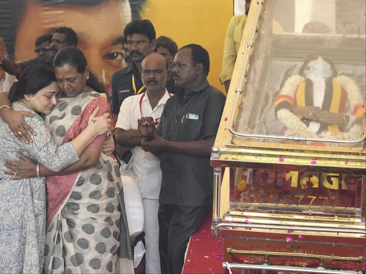 Thousands of fans, DMDK supporters, celebrities and politicians paid homage to DMDK founder-leader and popular yesteryear Tamil actor Vijayakanth at Island Grounds in Chennai on Friday