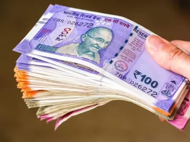 how to be croepati if ones salary-is-rs-50-000-how-much-should-be-saved-per-month Investment: ৫০ হাজার টাকা বেতন হলে কত টাকা জমাবেন, কী বলে সংসারের খরচ সূত্র, কোন পথে হবেন কোটিপতি ?