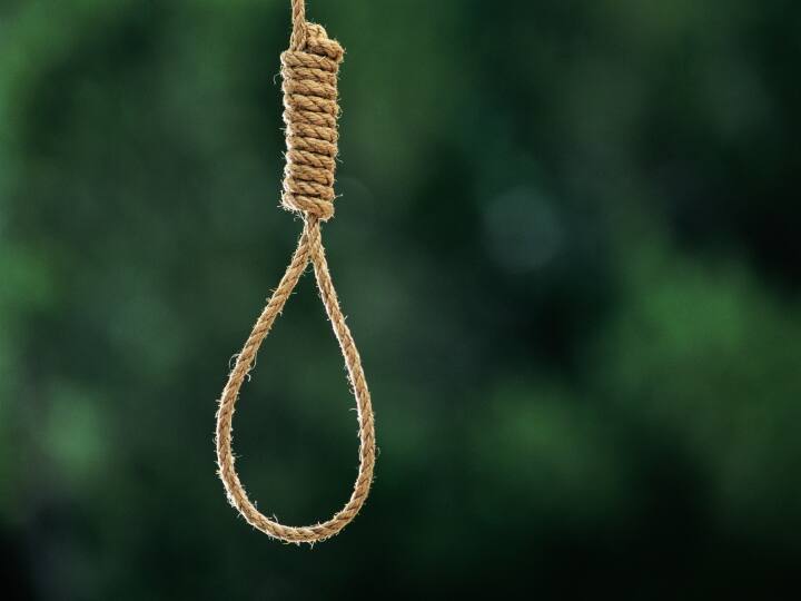 Will the hanging system end in the country? Last year 120 people got 'death sentence' abpp શું દેશમાં ફાંસી પ્રથાનો અંત આવશે? ગયા વર્ષે 120 લોકોને મળી 'મૃત્યુની સજા': કયા દેશોએ આ કડક કાયદો બદલ્યો?